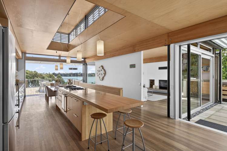 94 Stanley Point Road Devonport_13