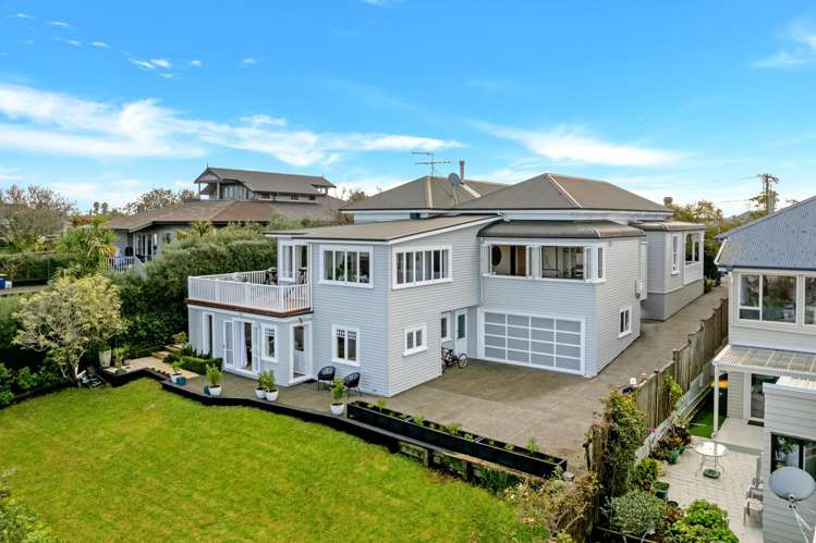 11 Calliope Road Devonport_25