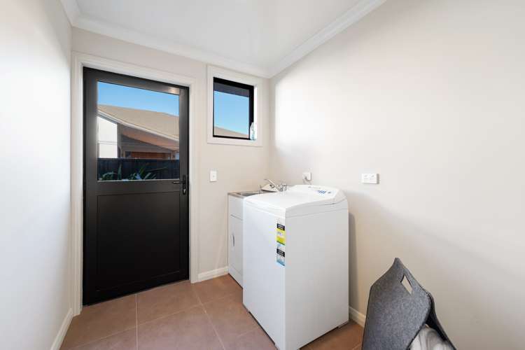 8 Spruce Close Alexandra_24