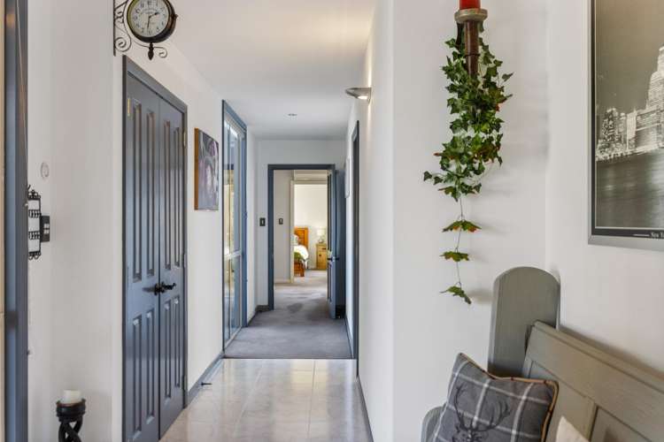 2 Fairway Drive Bridge Hill_14