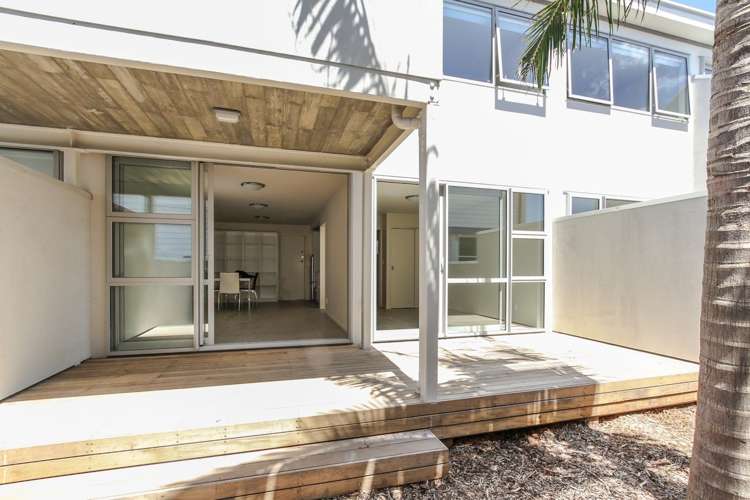 1/27 Wallace Street Herne Bay_4