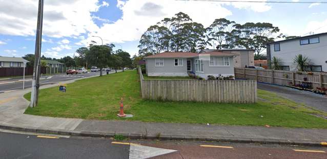 85 Vodanovich Road Te Atatu South_2