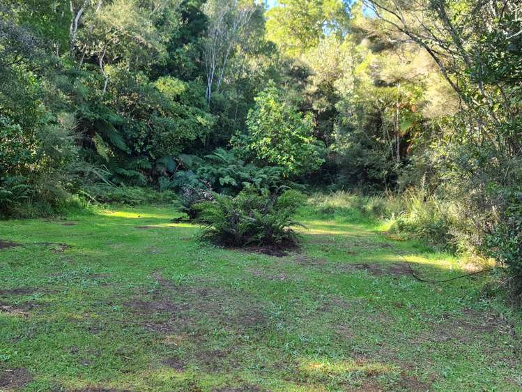 459 Utopia Road Westport_24