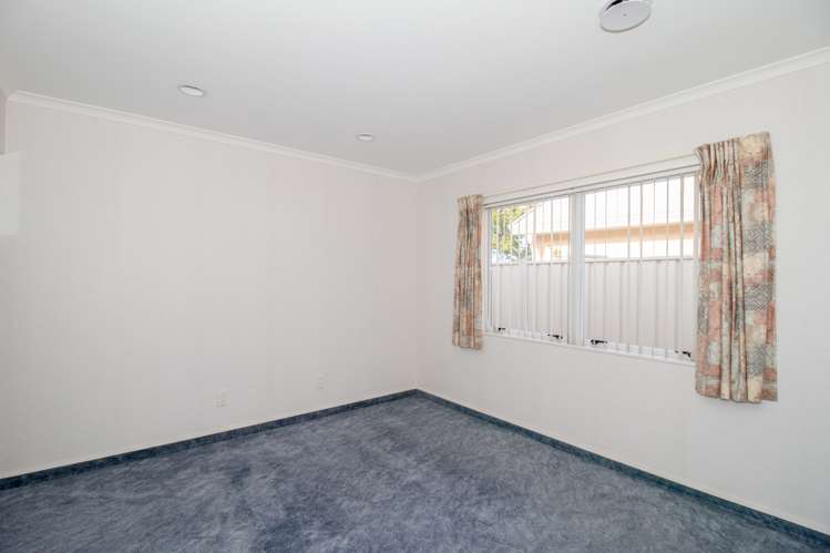 3 Lowndes Place Taradale_9