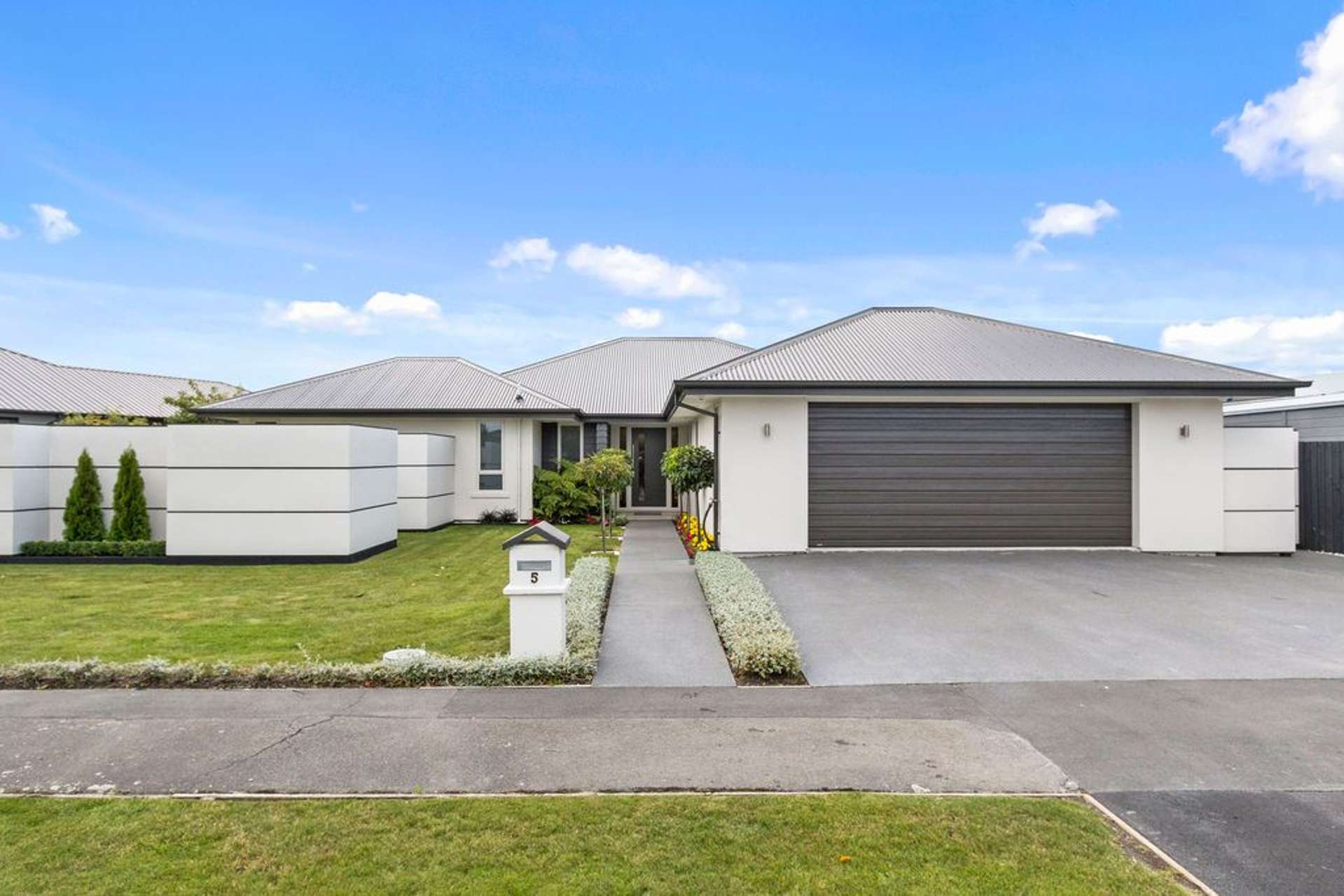 5 Saint Keverne Close Burwood_0