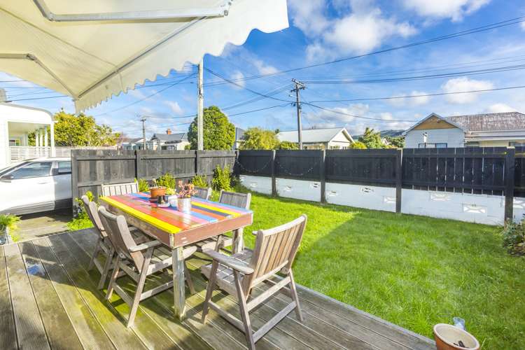 1/32 Bay Street Petone_2