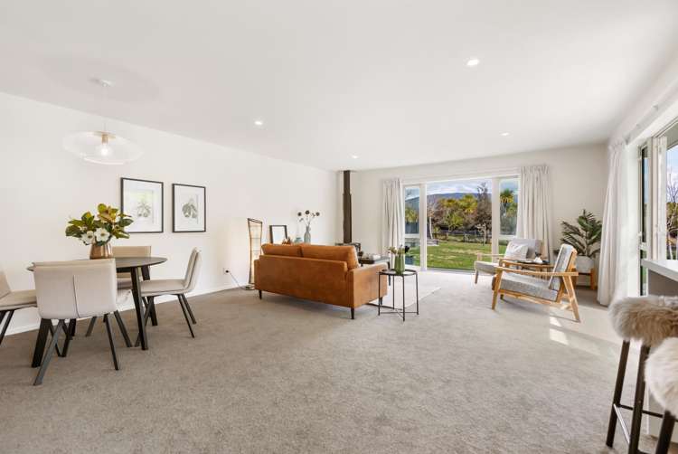 17 Hunt Place Albert Town_8