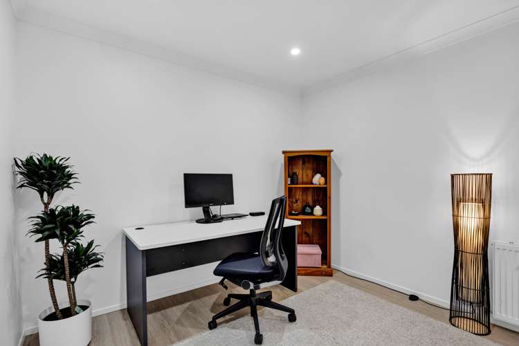 26a Smith Road Merrilands_23