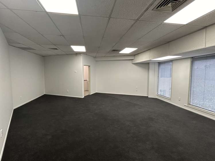 8/295 Lincoln Road Henderson_1