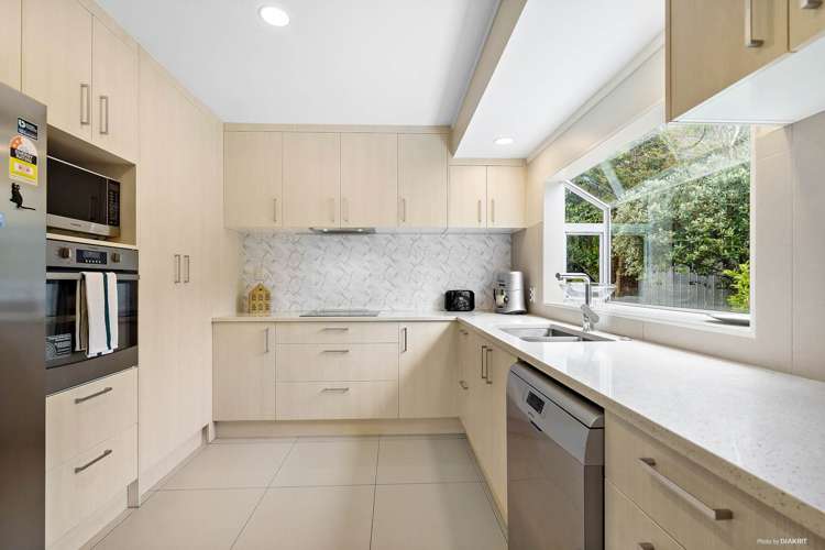 172b Hutchinson Avenue New Lynn_8