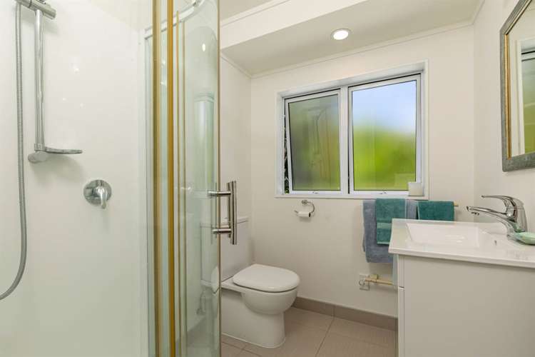 32 Waipuia Place Greenhithe_22