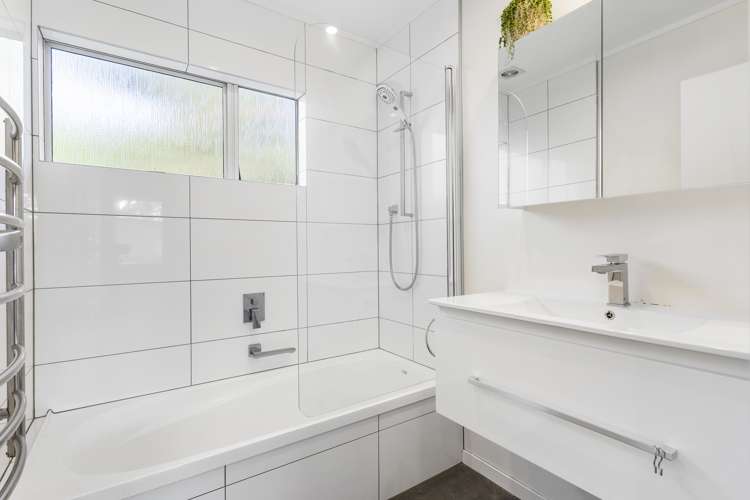 2/14 Cresta Avenue Beach Haven_9