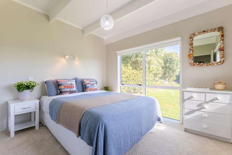 115 Field Way Waikanae Beach_15