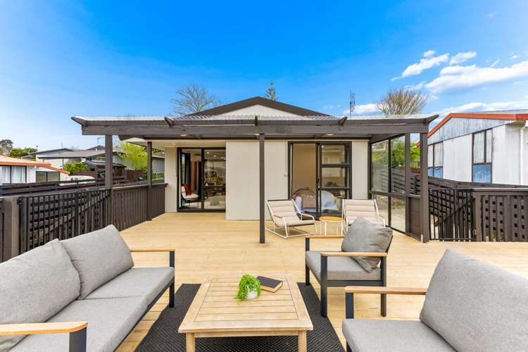 2/74 Parrs Cross Road Henderson_11