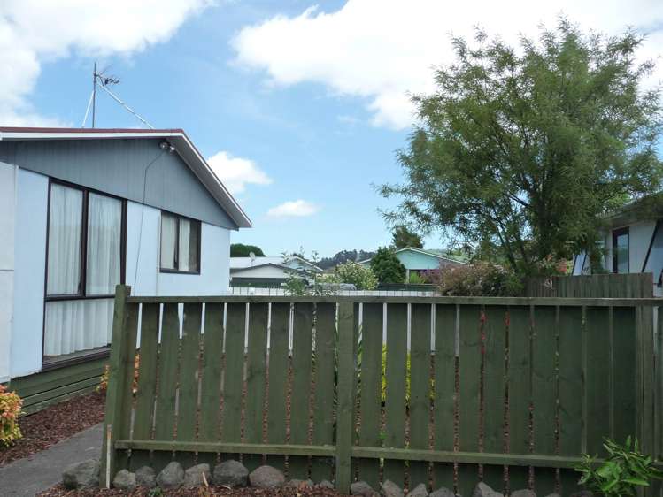 1/25 Starforth Place Henderson_1