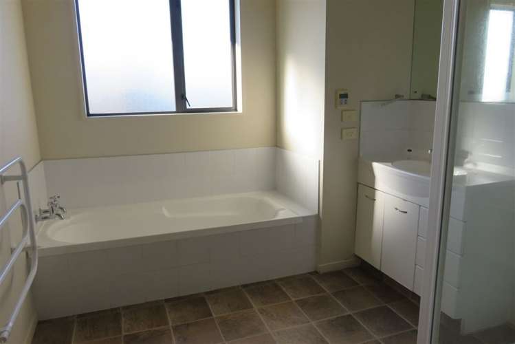 1/10 Darby Street Geraldine_6