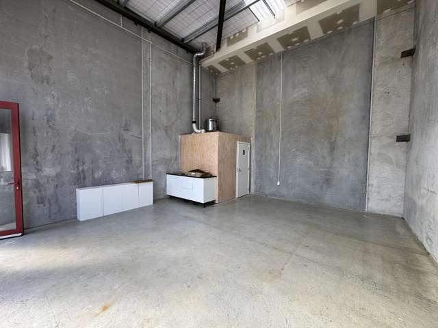 41/20 William Earp Place Tawa_1