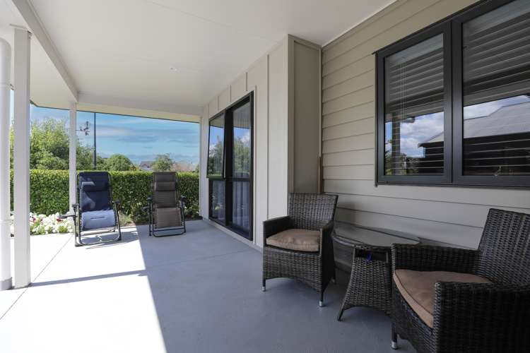 14 Noumea  Drive Rangatira Park_17