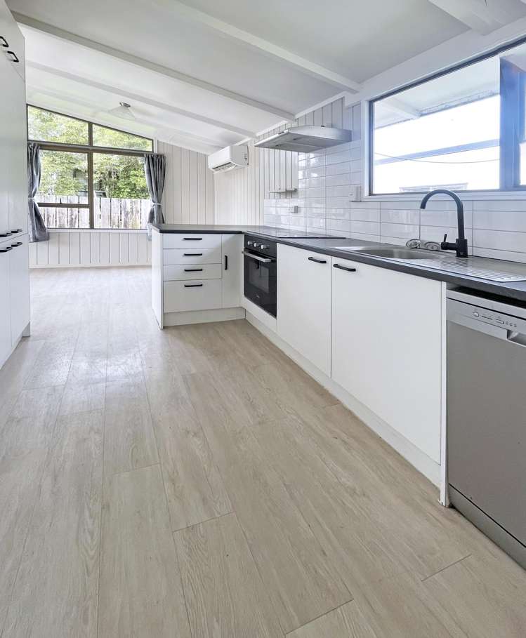 4 Cherry Grove Tuakau_10