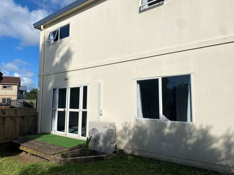 1/11 Harrison Road Mount Wellington_12