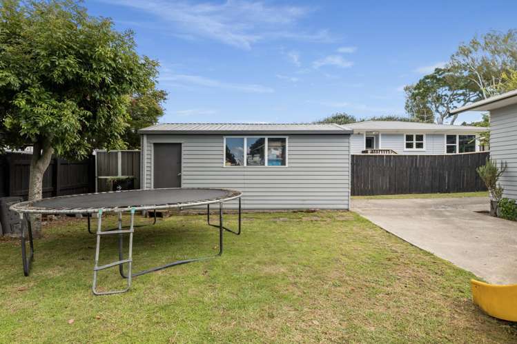 27 Kingswood Road Brookfield_23