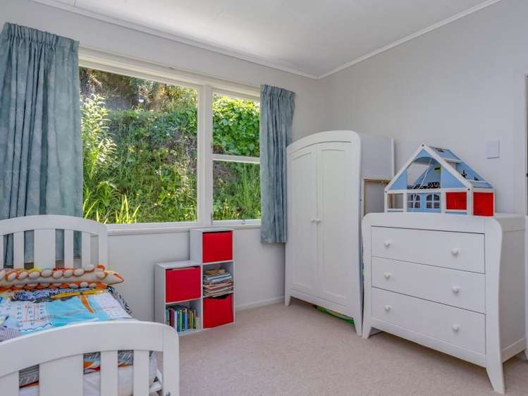 6 Deller Grove Silverstream_14