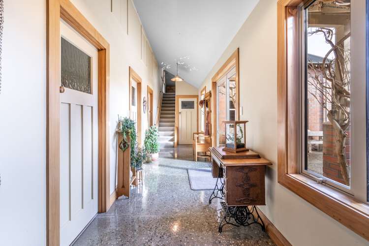 7 Waimea Valley Road Gore Surrounds_10