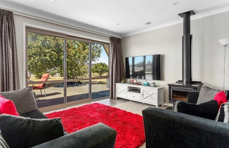 75 Aerodrome Road Thornton_3