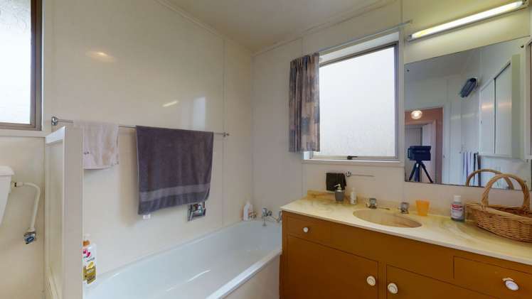 6 Kelvin Crescent Allenton_6