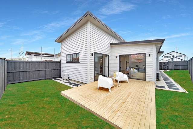 7 & 7a Korowhiti Road Clarks Beach_4