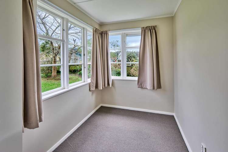 7 and 9 Bryant Grove Taita_12