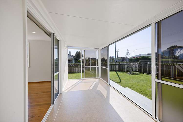 22 Whitcombe Road Opunake_17