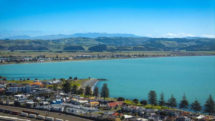 34 Roslyn Road Bluff Hill_1