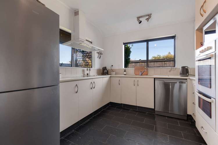 31a Utuhina Road Springfield_11