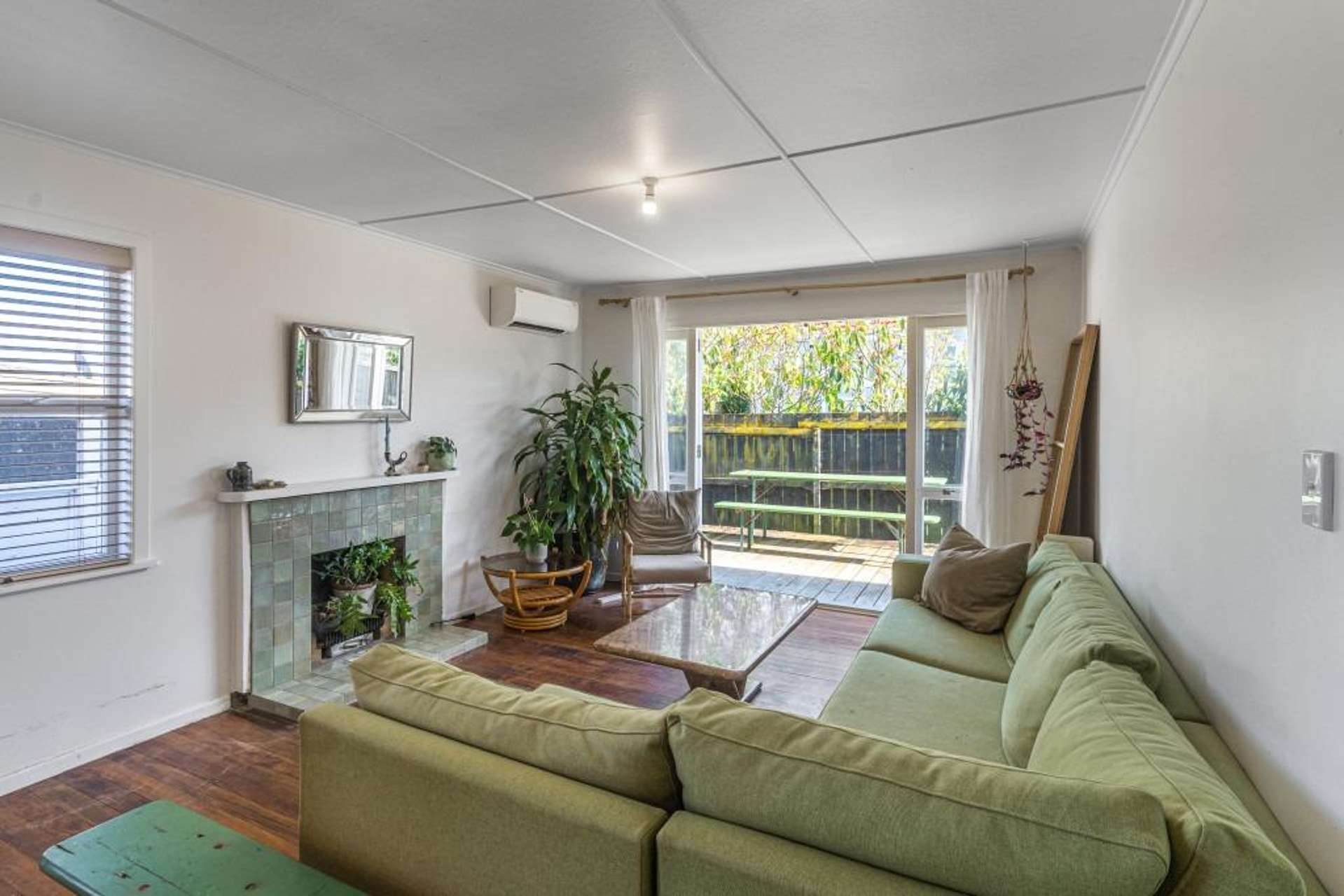 143 Richardson Road 1727_0