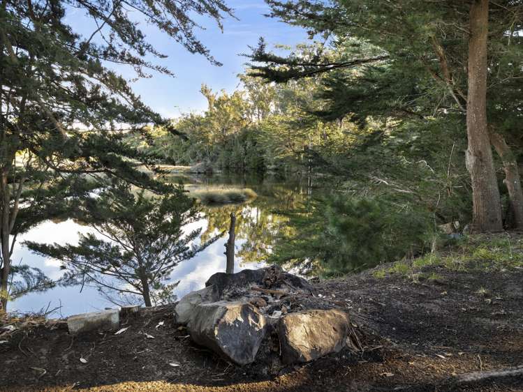 3 Peace Street Taieri Mouth_23