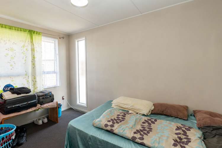 1 Berwick Street Flaxmere_7