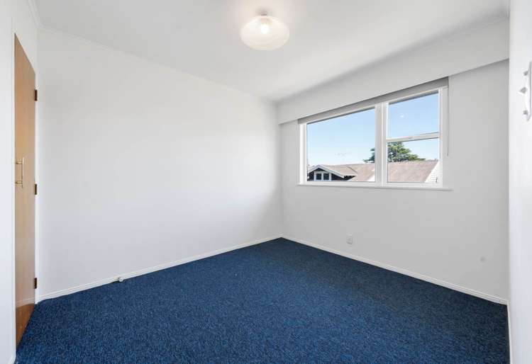 2/97 Pah Road Royal Oak_6