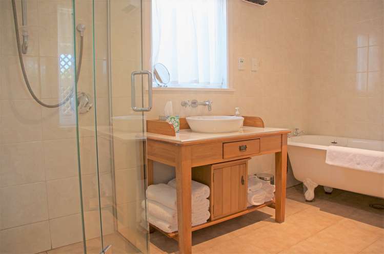 15 Weka Street Taihape and Surrounds_17