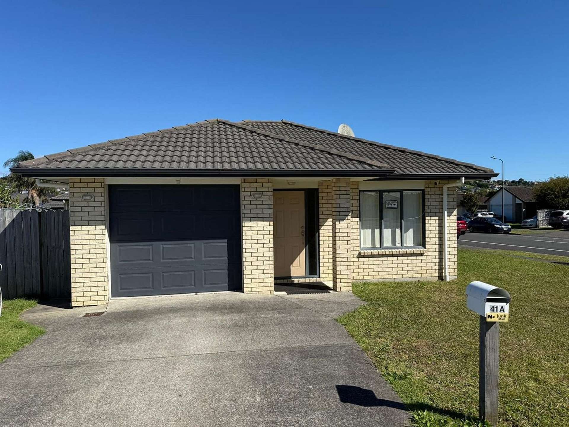 41A Donegal Park Drive Flat Bush_0