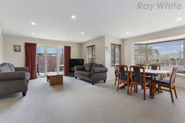 5 Strathmore Gardens Burwood_1