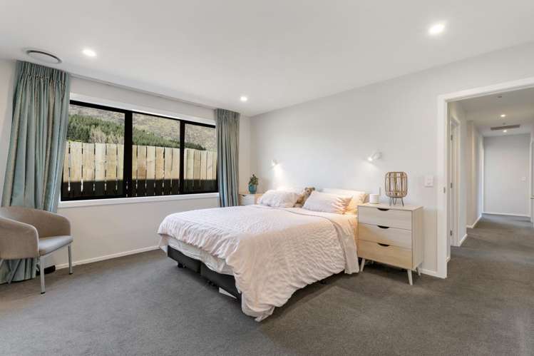 8 Springfield Road Lower Shotover_13