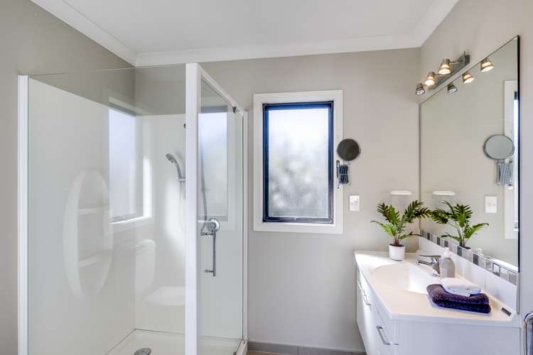 81 Russell Robertson Drive Havelock North_14