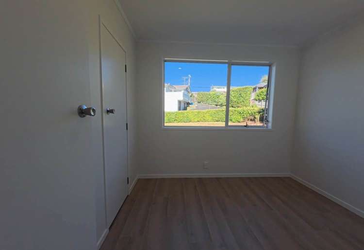 81 Glenvar Road Torbay_9