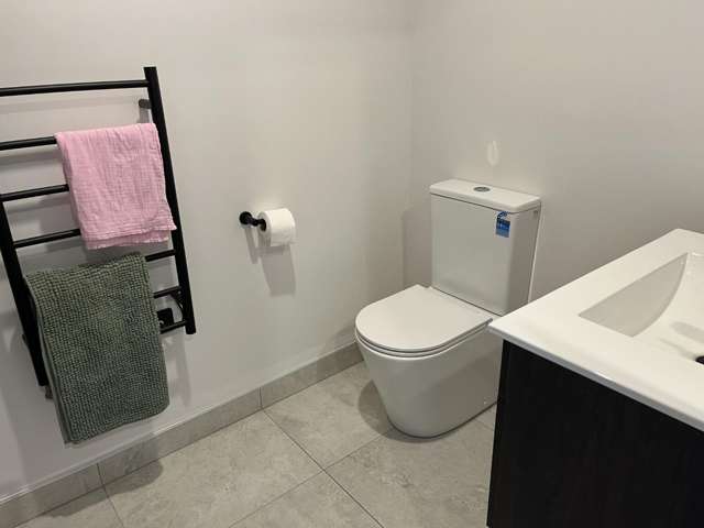 4/14 Rutherford St 1582_3