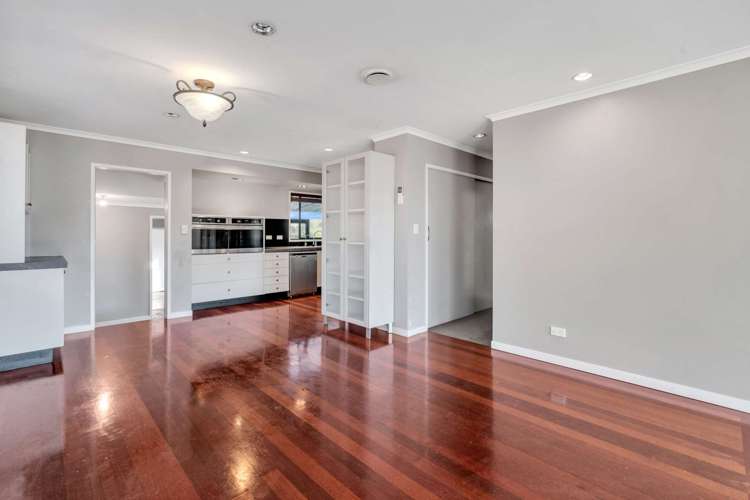 8 Doctors Hill Road Maungaturoto_15