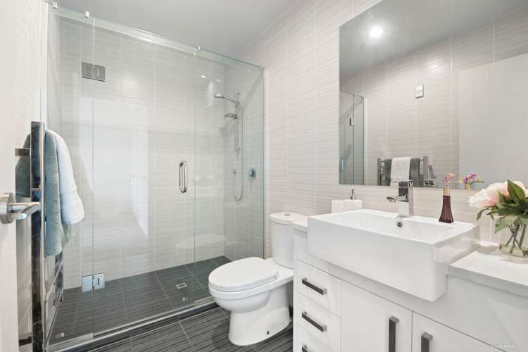 6 Bintulu Place Fairview Heights_13