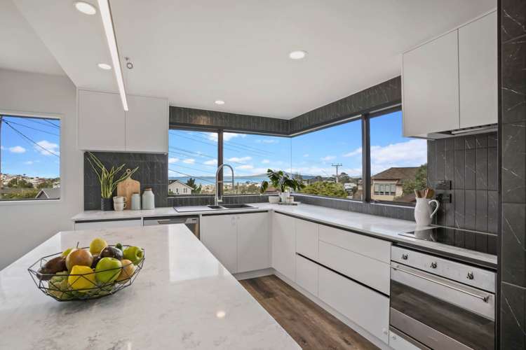 1/102 East Coast Road Forrest Hill_21