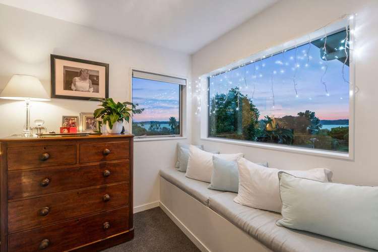 17 Spinnaker Drive Te Atatu Peninsula_10