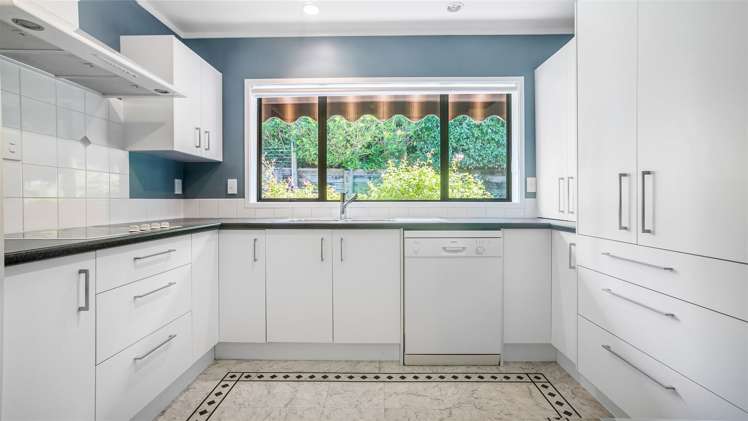 38a Glenfern Road Mellons Bay_2